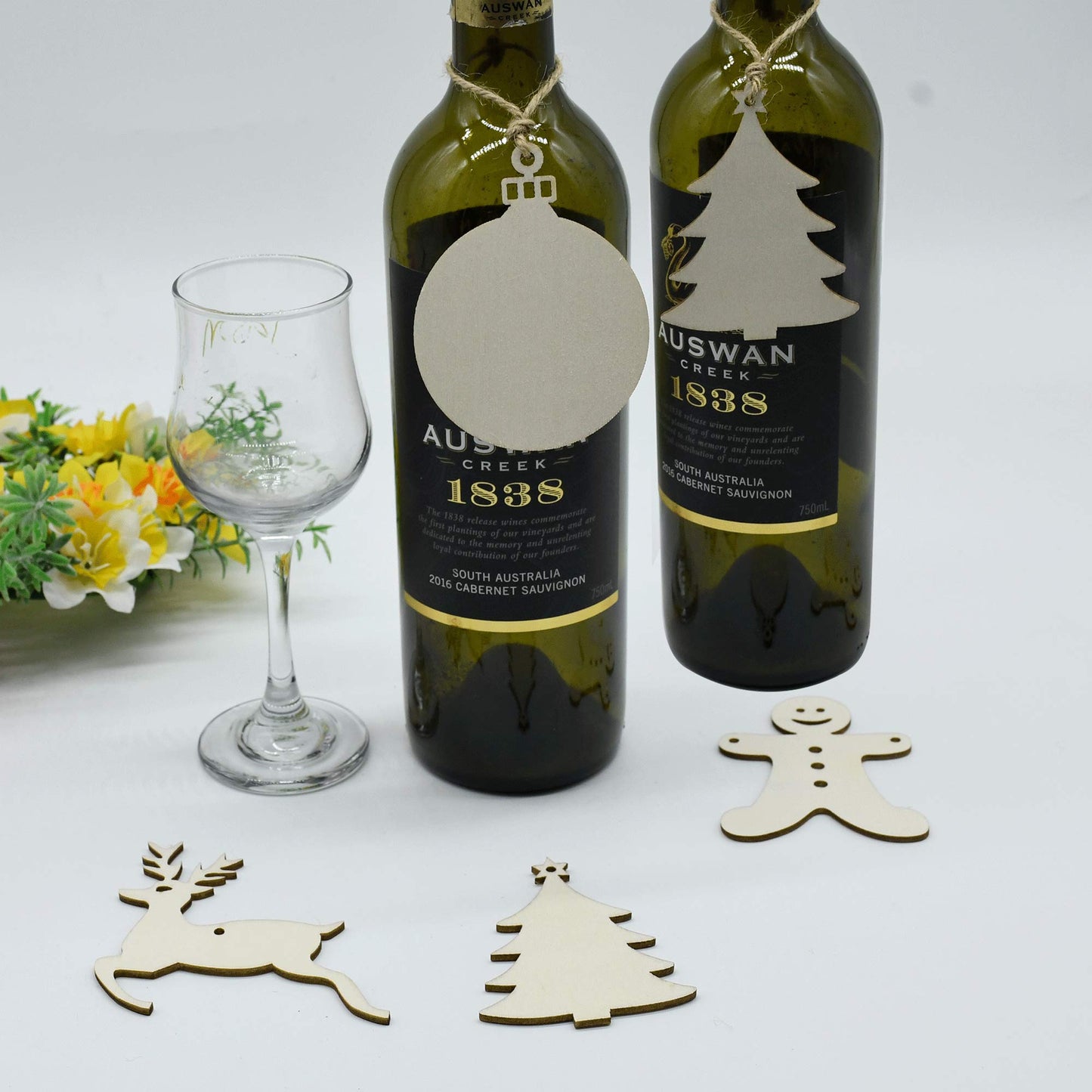 YuQi 30PCS Christmas Tree Wooden Hanging Ornaments Kits