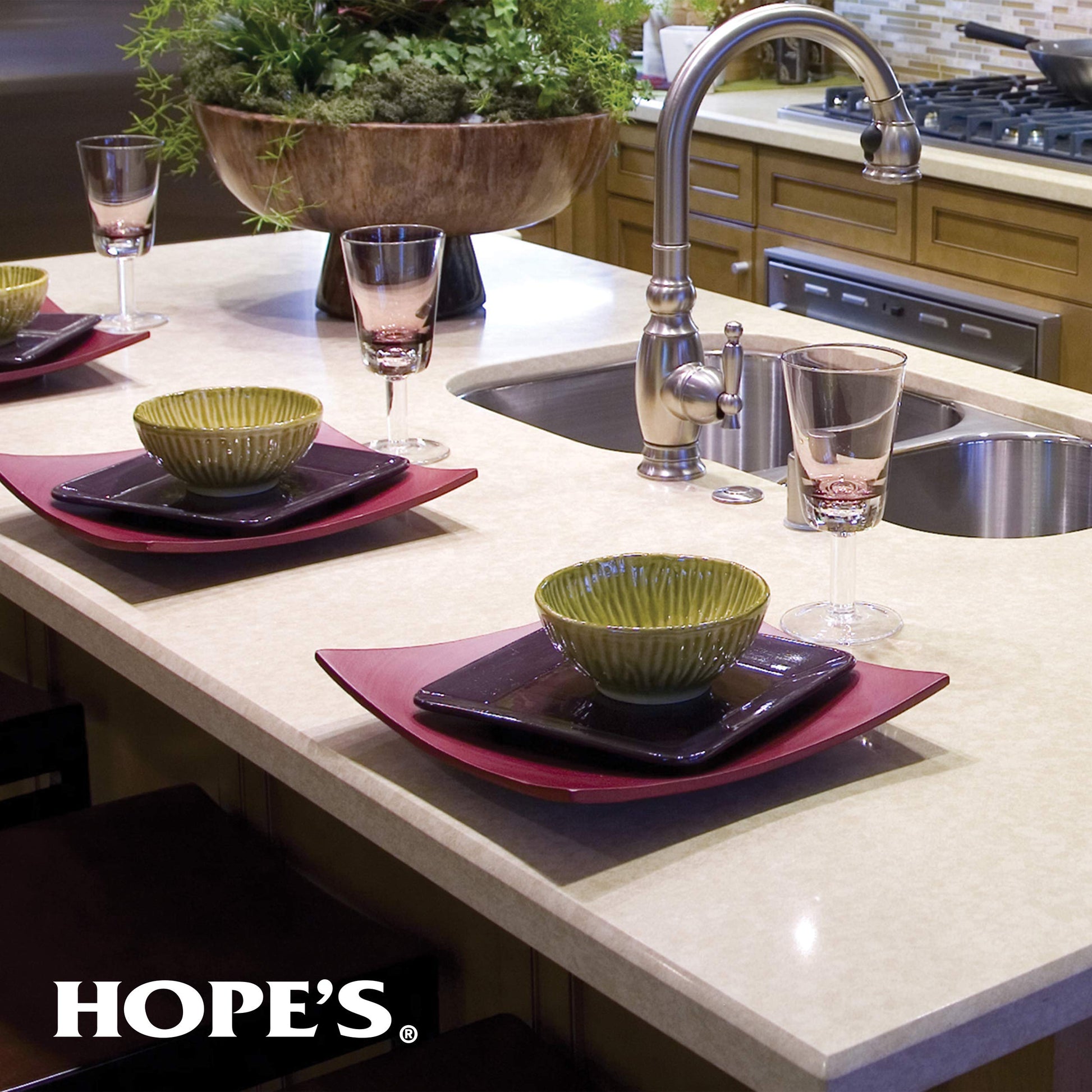 HOPE’S 22-Ounce, Streak-Free Multi-Surface Cleaning Spray, Safe on Stone